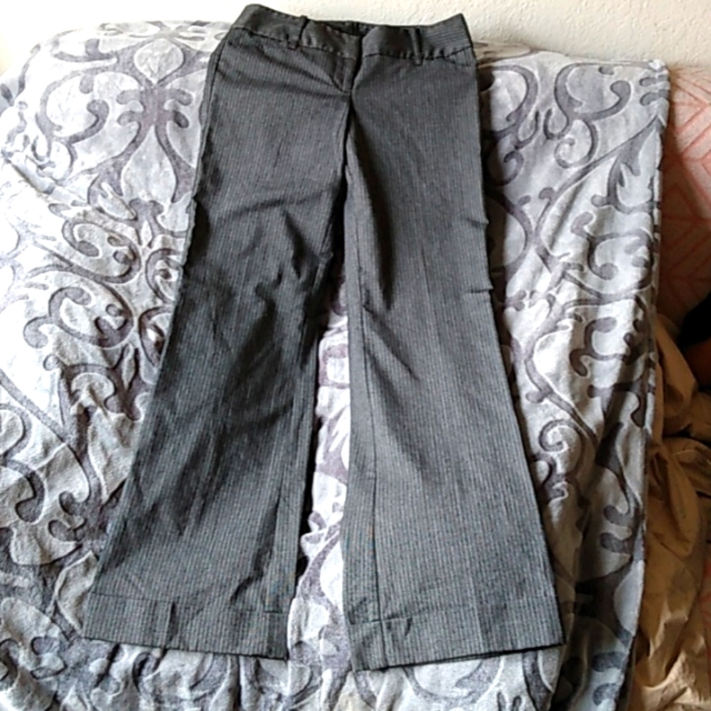 Tracy Evans Limited Grey Pinstriped Trousers Size 3